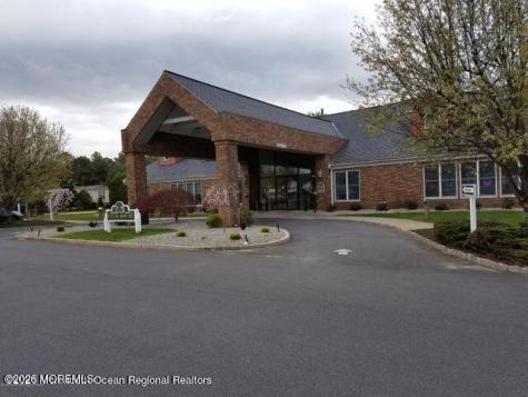 1208 Winding Brook Way Whiting NJ 08759