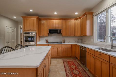 5 Popper Street Manahawkin NJ 08050