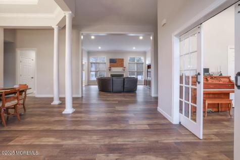 5 Popper Street Manahawkin NJ 08050