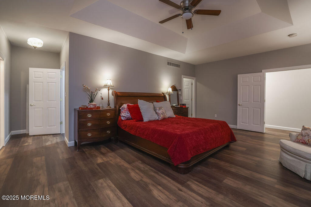 5 Popper Street Manahawkin NJ 08050