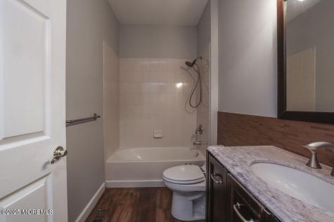 5 Popper Street Manahawkin NJ 08050