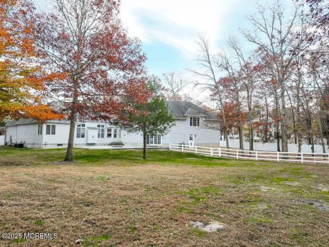 5 Popper Street Manahawkin NJ 08050