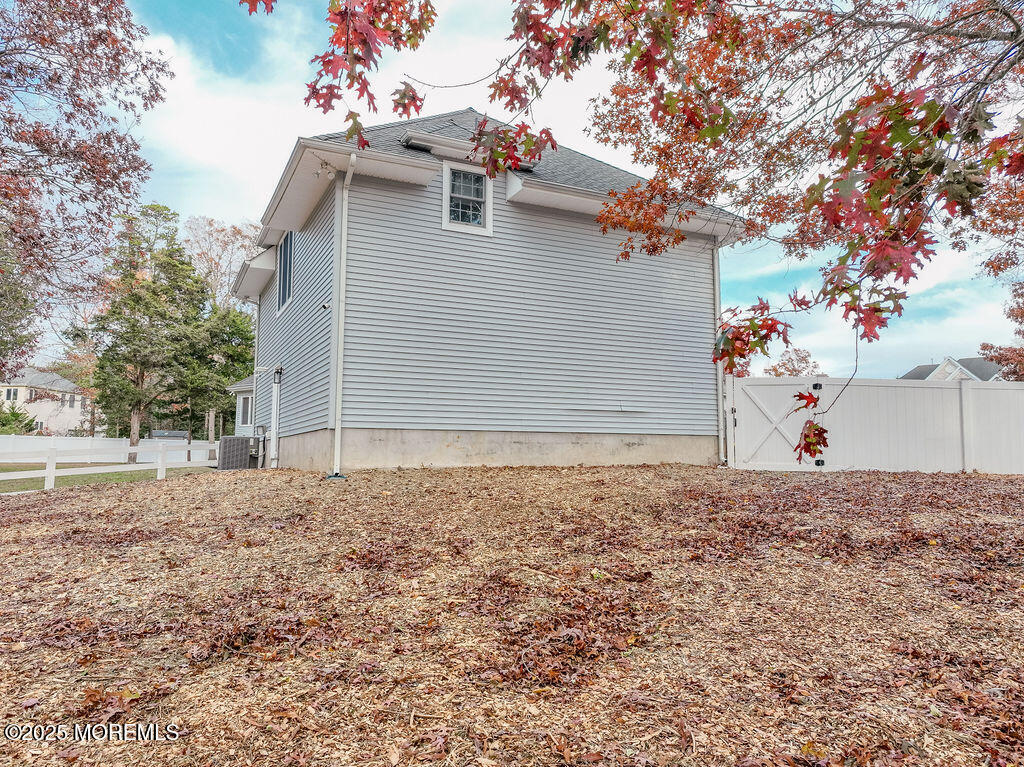 5 Popper Street Manahawkin NJ 08050