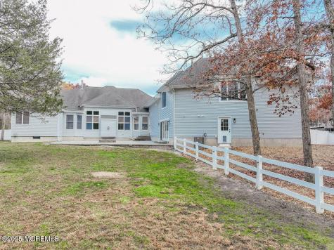 5 Popper Street Manahawkin NJ 08050