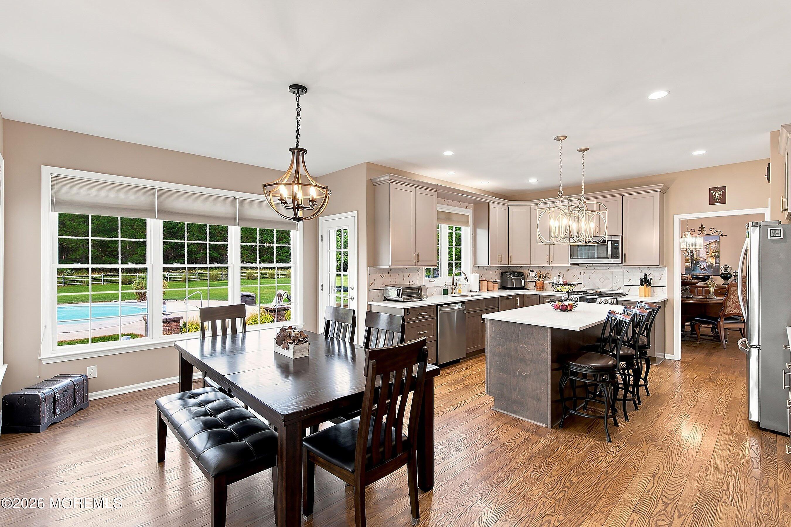 43 Oxford Circle Southampton NJ 08088