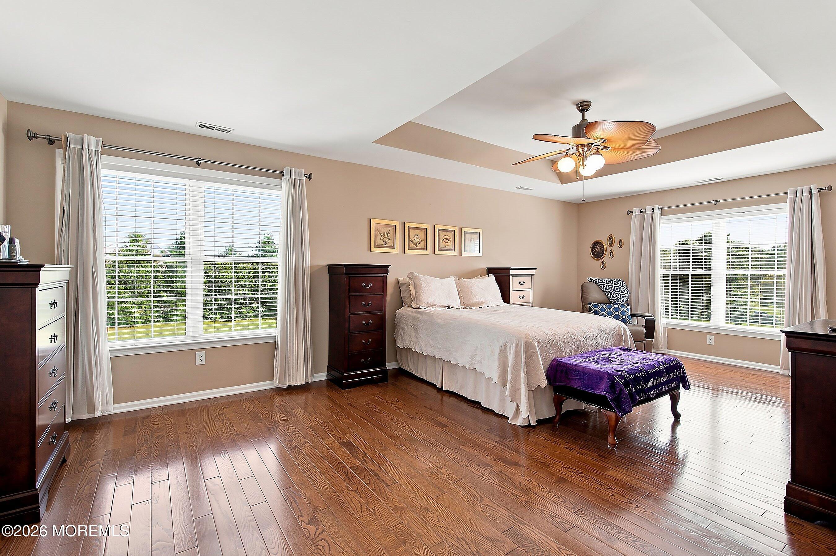 43 Oxford Circle Southampton NJ 08088