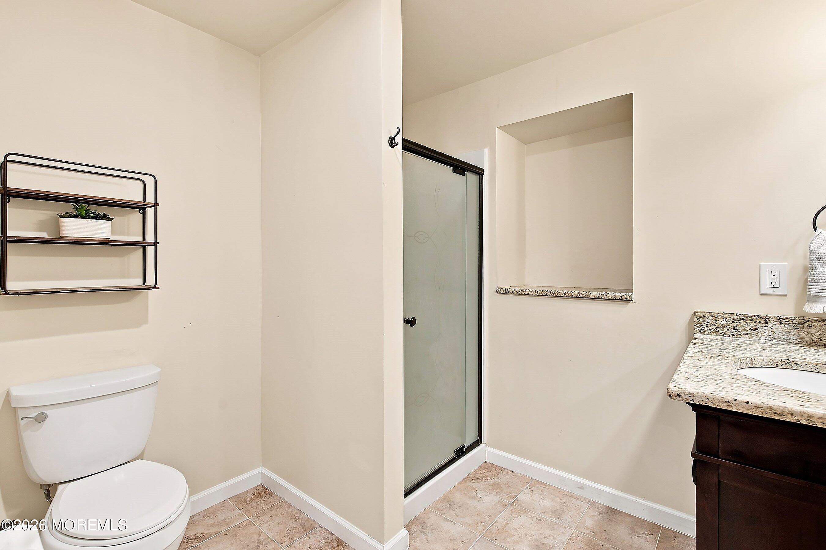 43 Oxford Circle Southampton NJ 08088