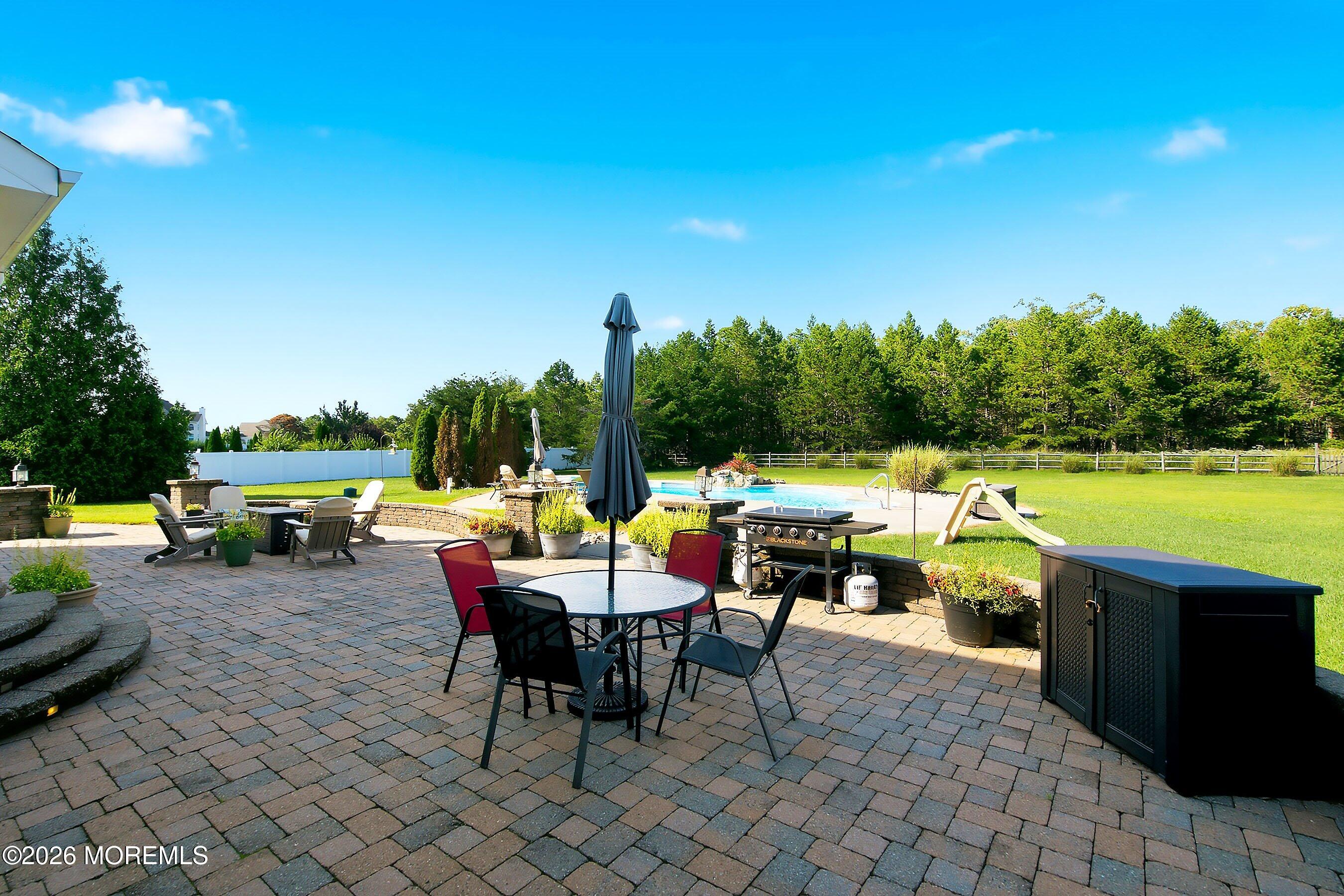 43 Oxford Circle Southampton NJ 08088