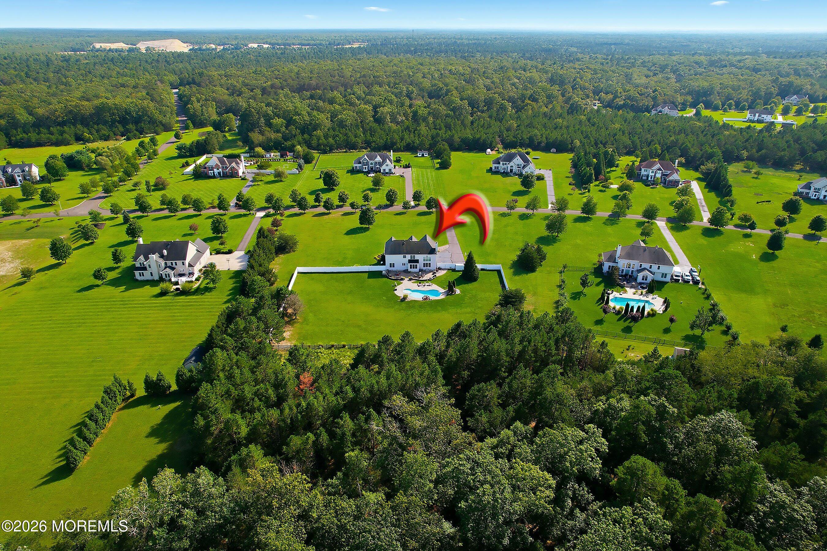 43 Oxford Circle Southampton NJ 08088