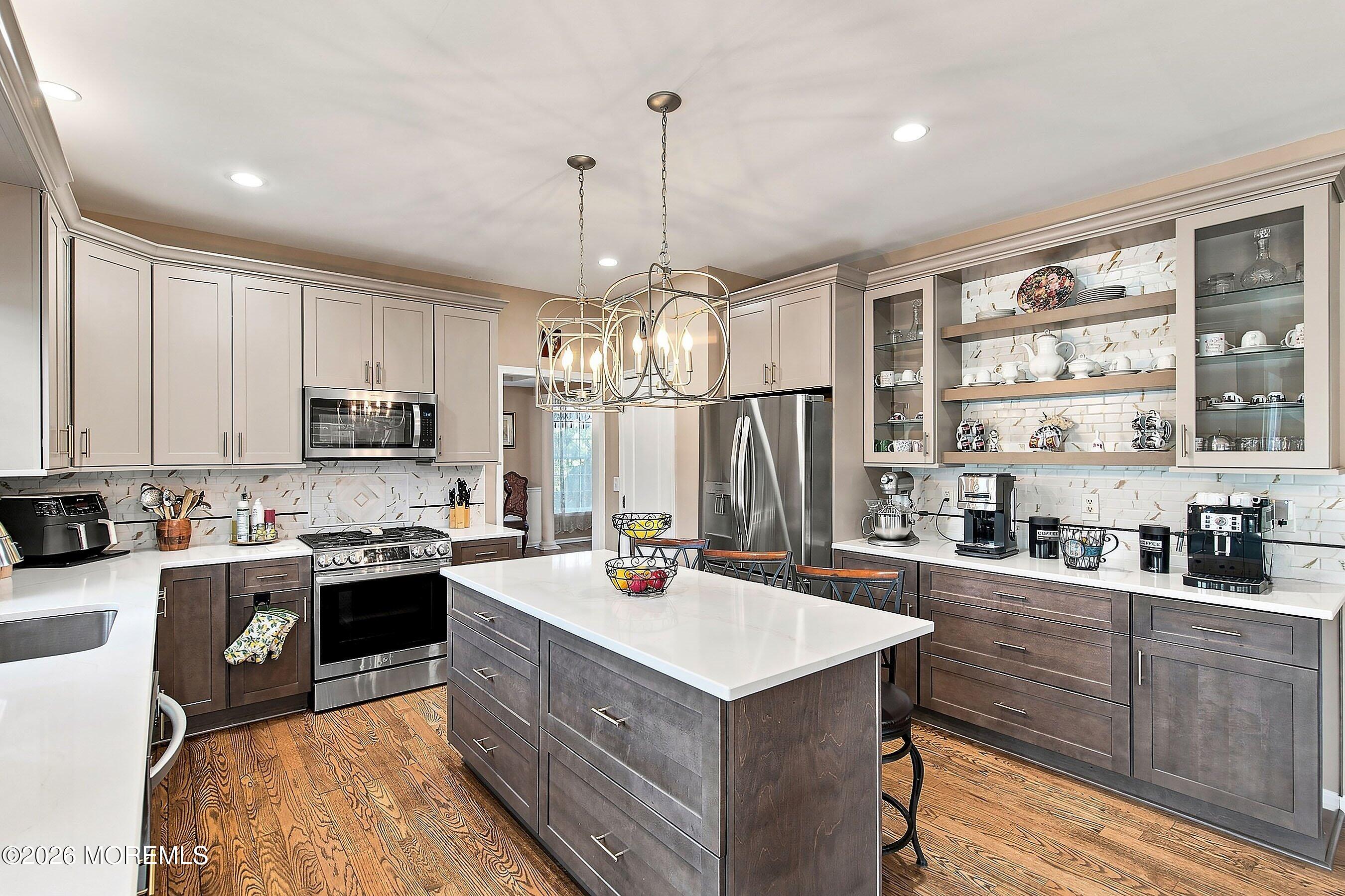 43 Oxford Circle Southampton NJ 08088