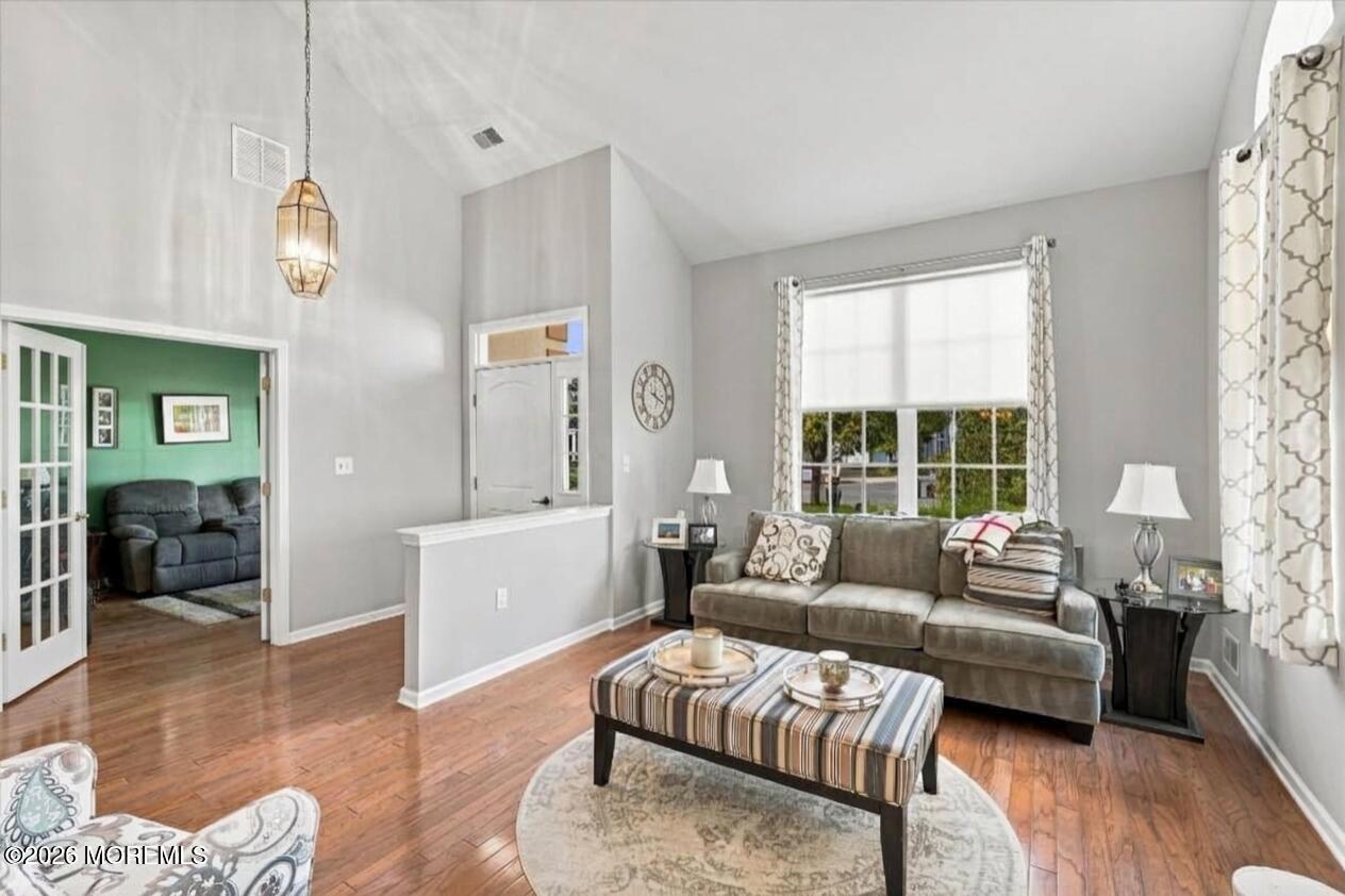 21 Headwaters Place Barnegat NJ 08005
