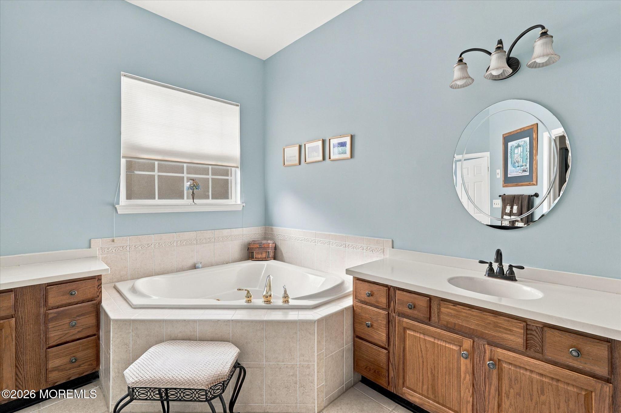 21 Headwaters Place Barnegat NJ 08005