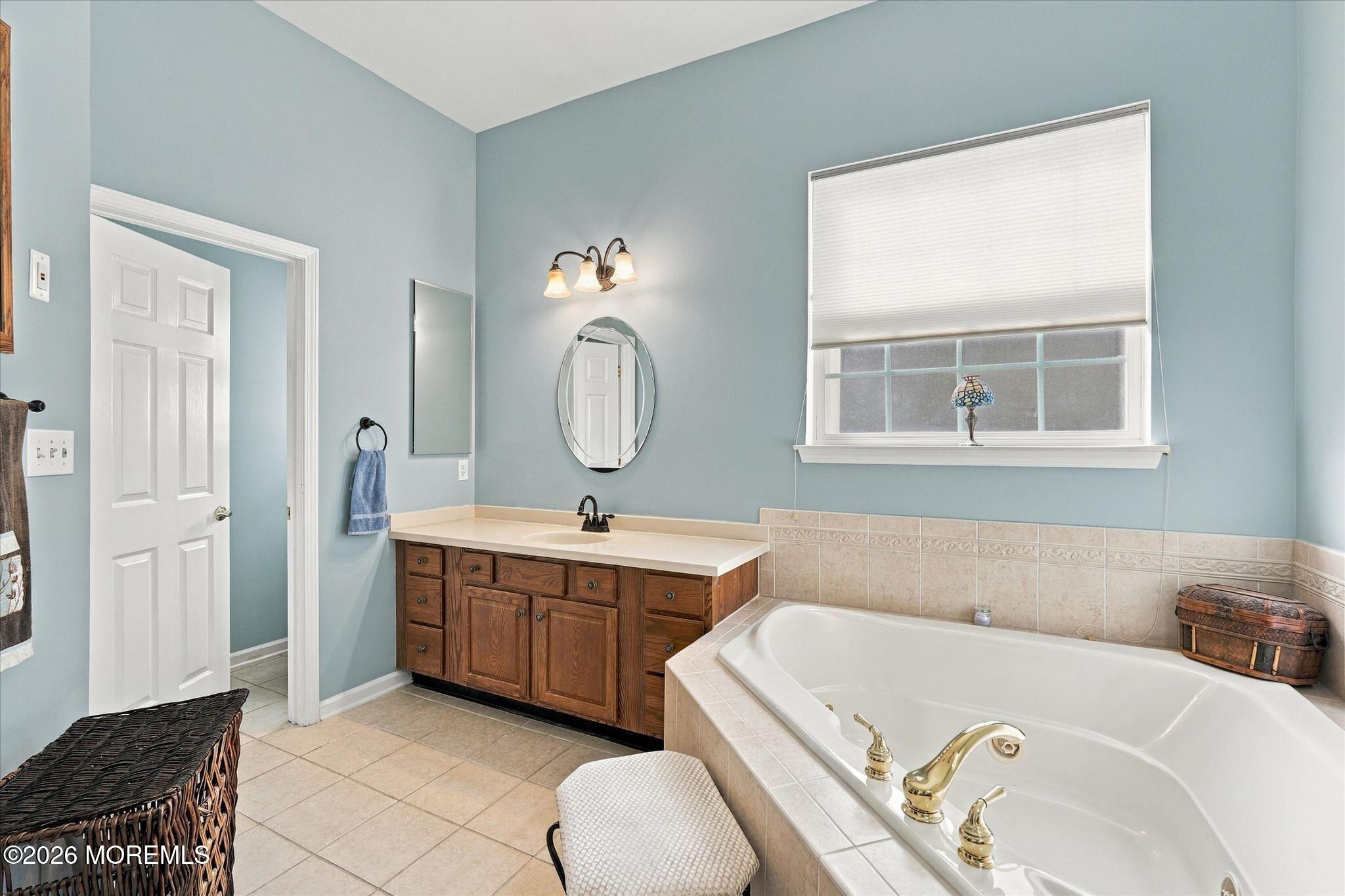 21 Headwaters Place Barnegat NJ 08005