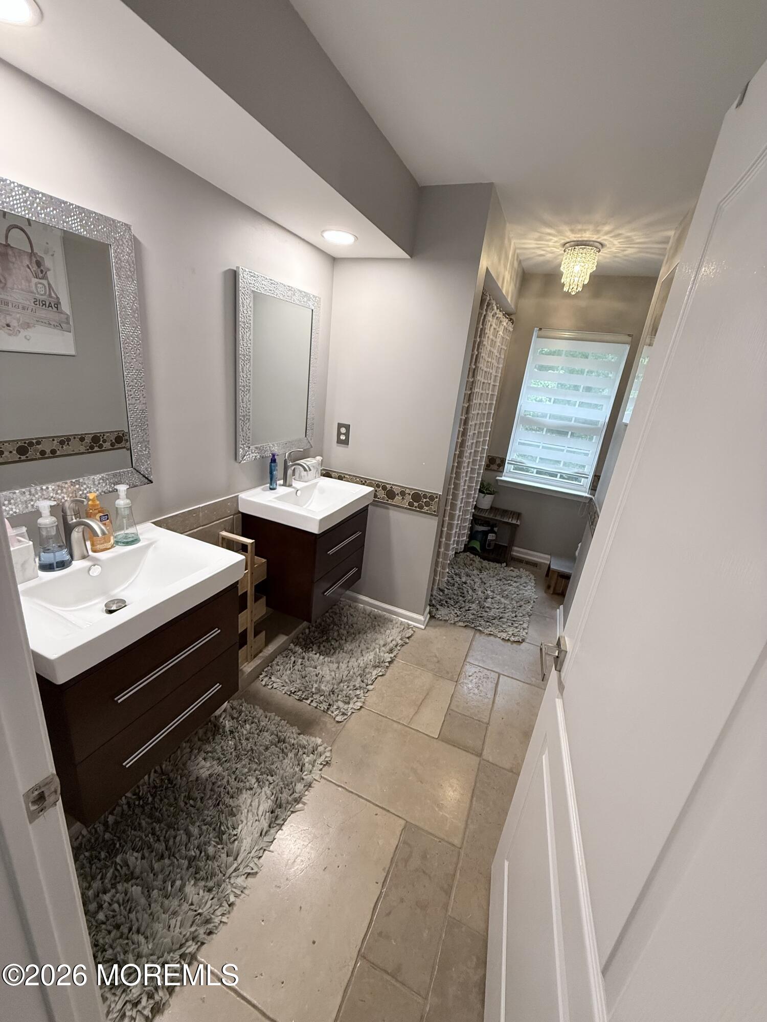 2 Amanda Court Manalapan NJ 07726