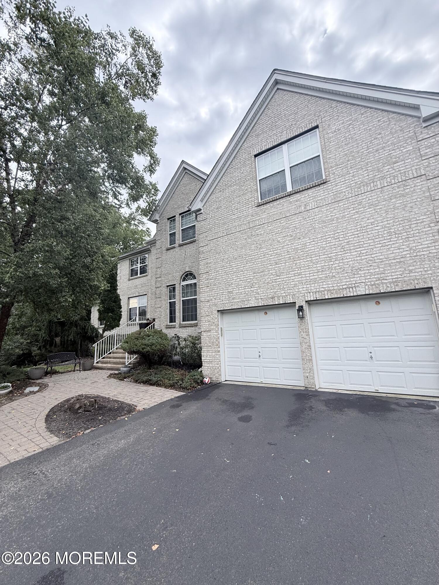 2 Amanda Court Manalapan NJ 07726