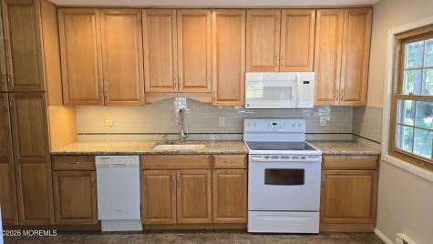 45 Maine Avenue Whiting NJ 08759