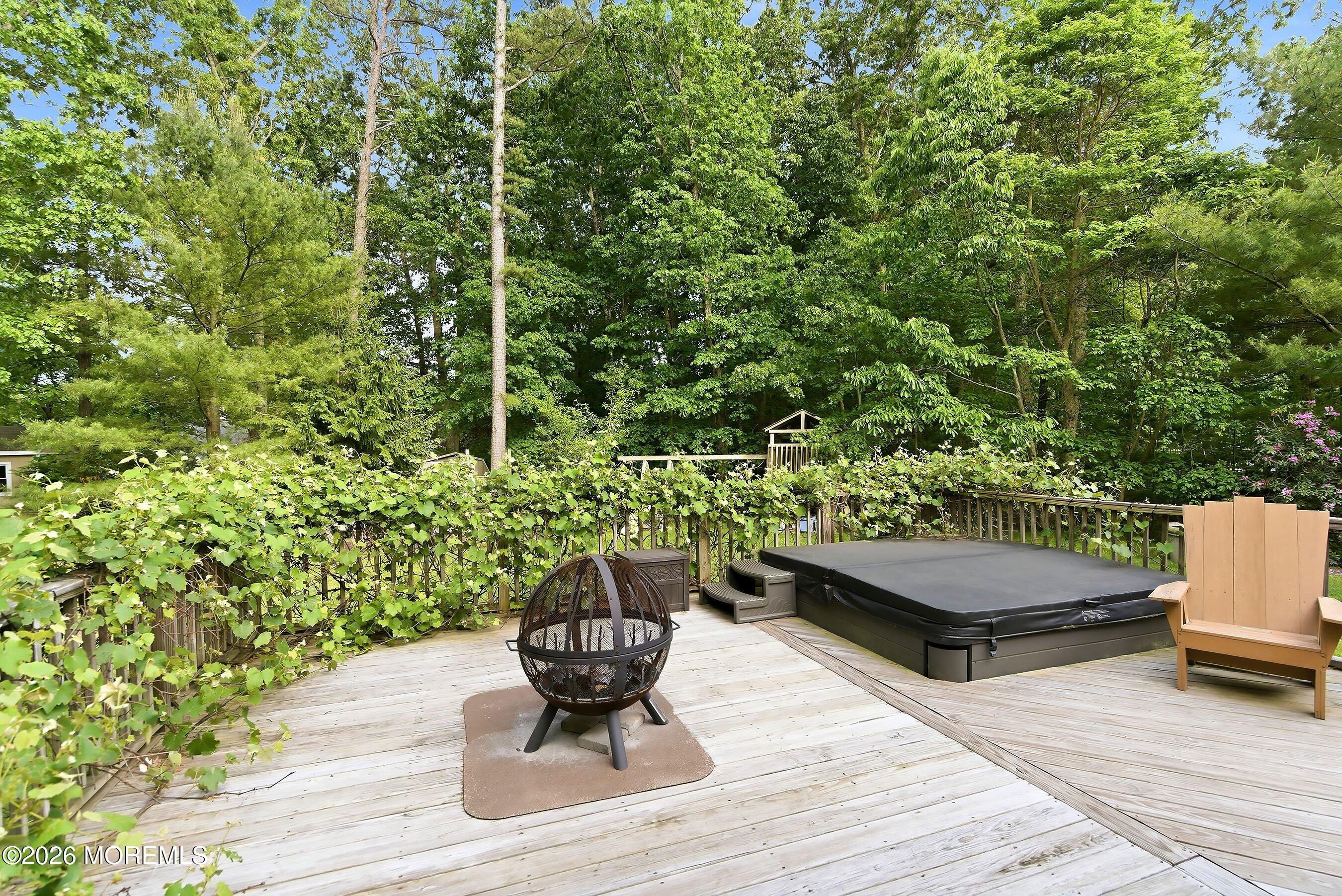 3 Arrowshead Circle Jackson NJ 08527