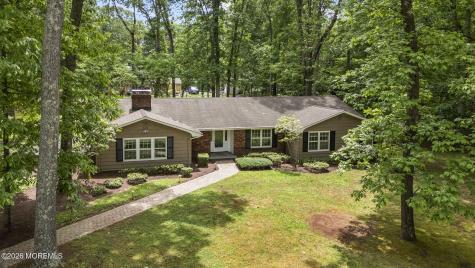 3 Warren Drive Marlboro NJ 07746
