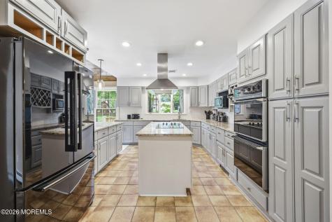 3 Warren Drive Marlboro NJ 07746