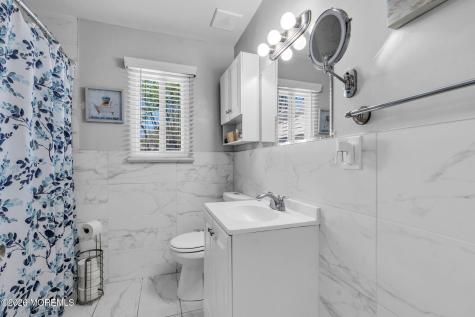 709 Hillview Drive Neptune Township NJ 07753