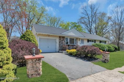 709 Hillview Drive Neptune Township NJ 07753
