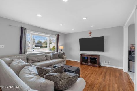 709 Hillview Drive Neptune Township NJ 07753