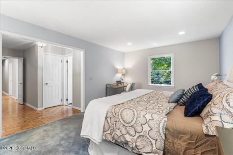 11 Galloping Hill Road Holmdel NJ 07733