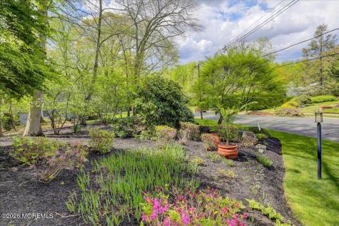 11 Galloping Hill Road Holmdel NJ 07733