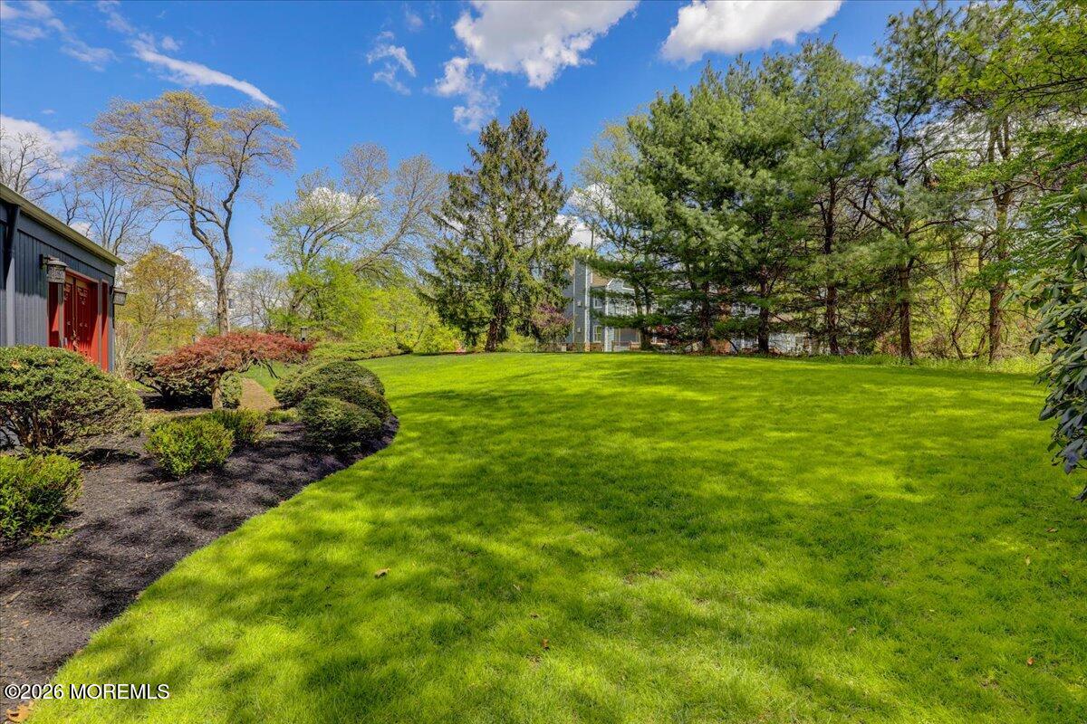 11 Galloping Hill Road Holmdel NJ 07733