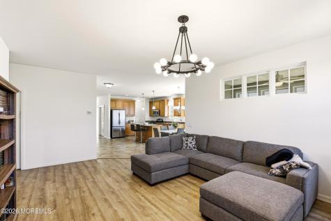 70 Eagle Ridge Circle Lakewood NJ 08701