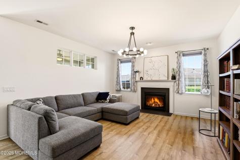 70 Eagle Ridge Circle Lakewood NJ 08701