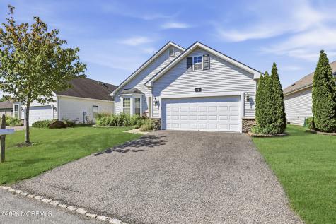 70 Eagle Ridge Circle Lakewood NJ 08701