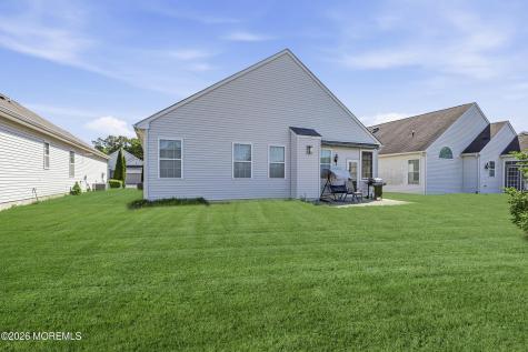 70 Eagle Ridge Circle Lakewood NJ 08701