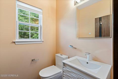 26 Chiswick Court Jackson NJ 08527