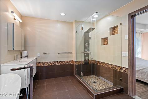 26 Chiswick Court Jackson NJ 08527