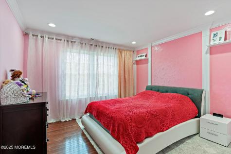 26 Chiswick Court Jackson NJ 08527