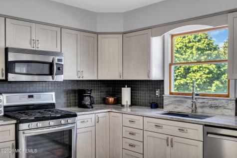402 Atlantic City Court Lanoka Harbor NJ 08734