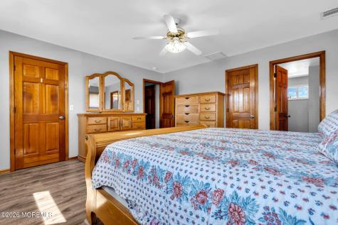 402 Atlantic City Court Lanoka Harbor NJ 08734
