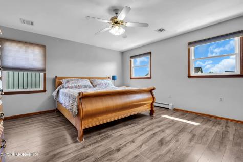 402 Atlantic City Court Lanoka Harbor NJ 08734