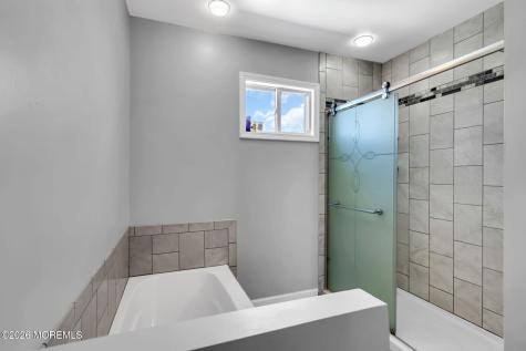 402 Atlantic City Court Lanoka Harbor NJ 08734