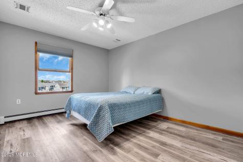 402 Atlantic City Court Lanoka Harbor NJ 08734