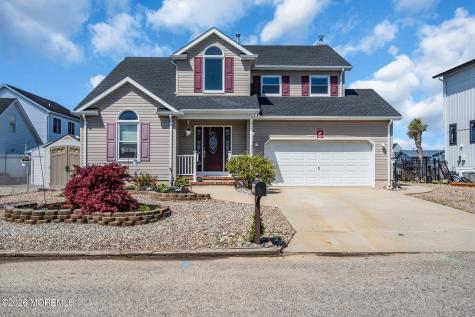 402 Atlantic City Court Lanoka Harbor NJ 08734