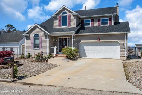 402 Atlantic City Court Lanoka Harbor NJ 08734
