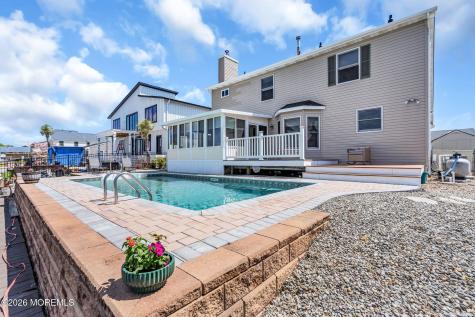 402 Atlantic City Court Lanoka Harbor NJ 08734