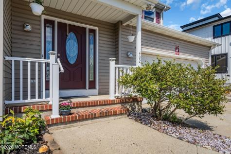 402 Atlantic City Court Lanoka Harbor NJ 08734
