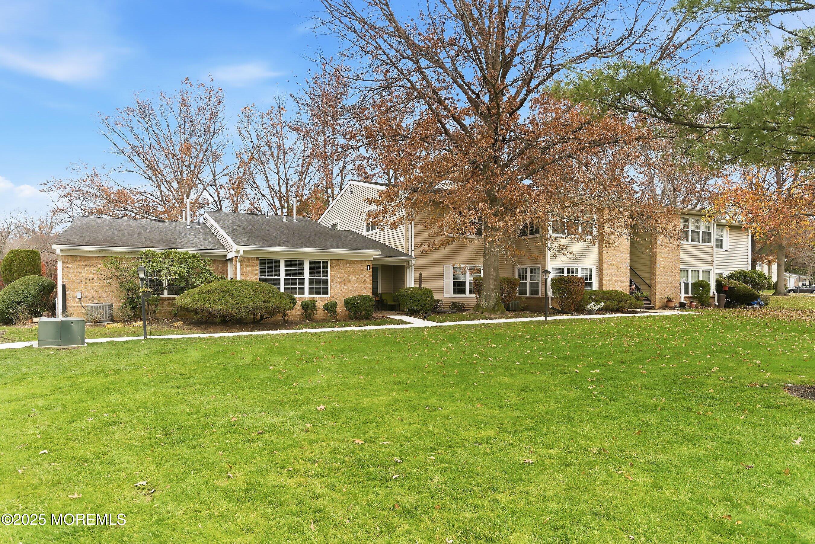 7 Boxwood Terrace Red Bank NJ 07701