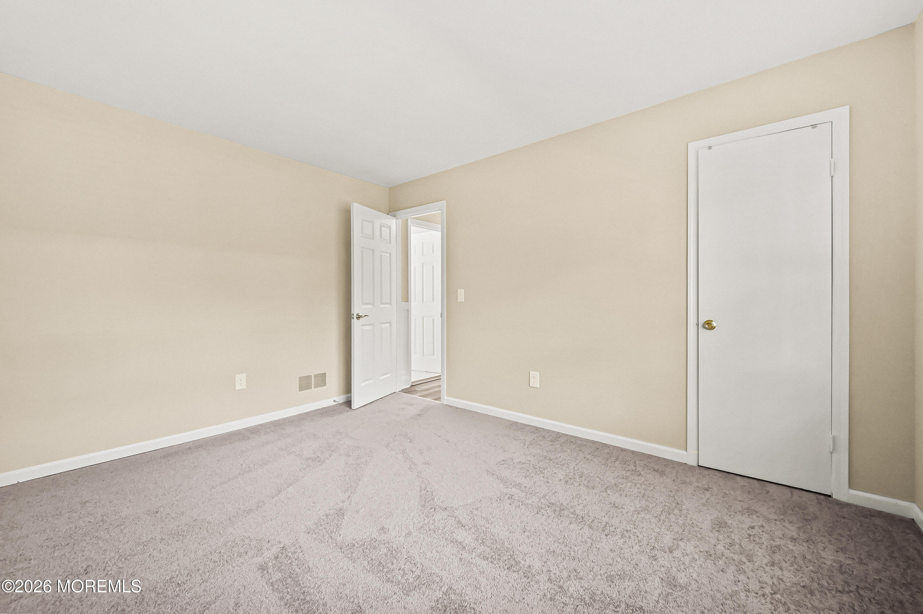 1 Sutton Place Hazlet NJ 07730