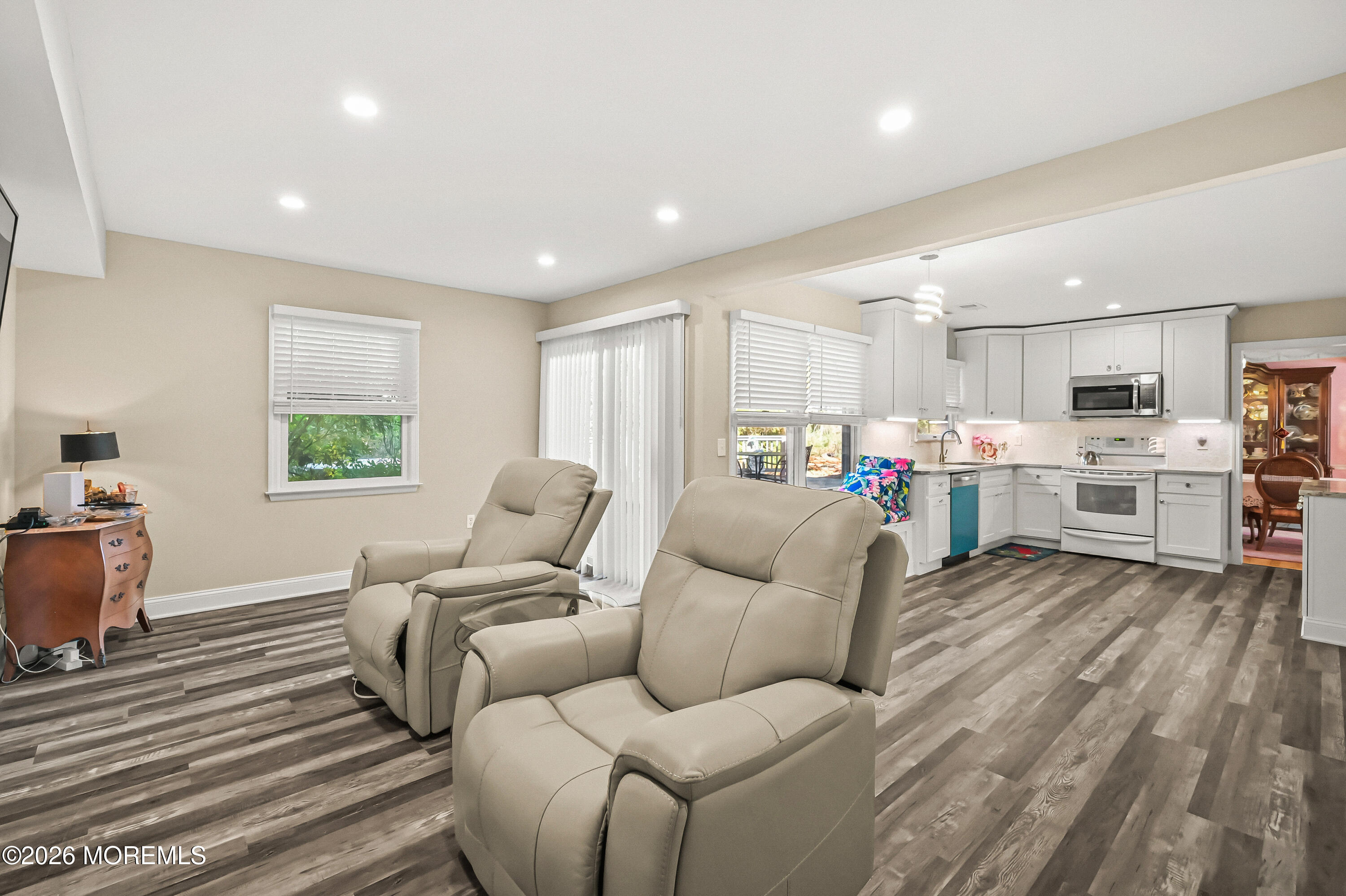 1 Sutton Place Hazlet NJ 07730