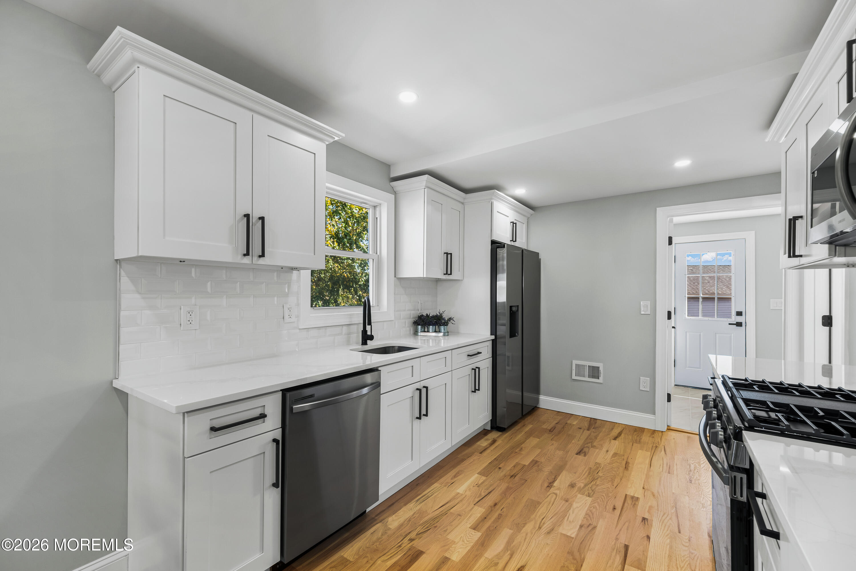 18 Campview Avenue Keansburg NJ 07734