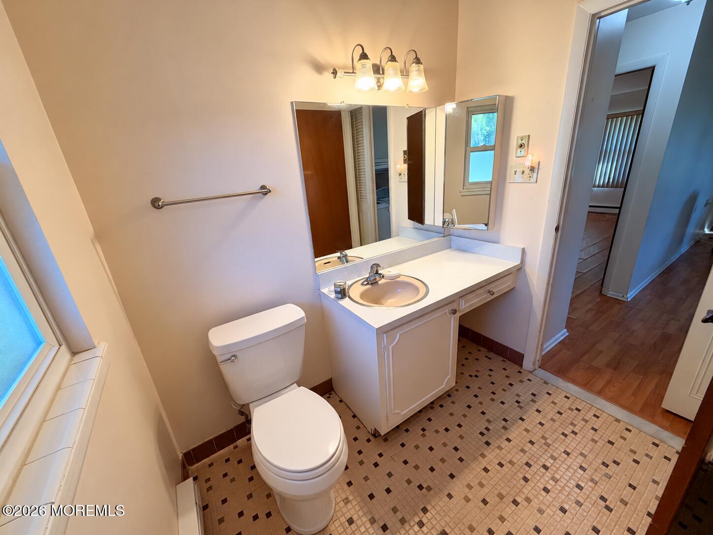 323B Coventry Court Lakewood NJ 08701